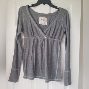 Women's Abercrombie shirt